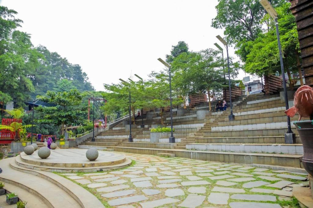 치햄펠라스 1 호텔 반둥 외부 사진